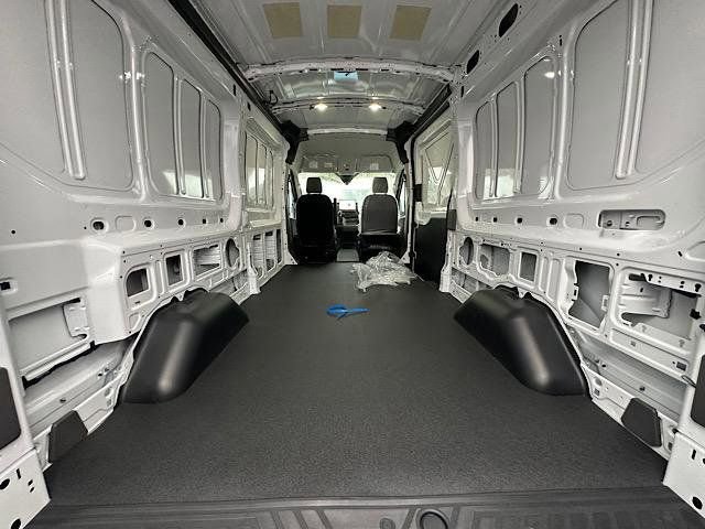New 2026 Ford Transit 150 148 Medium Roof image 8