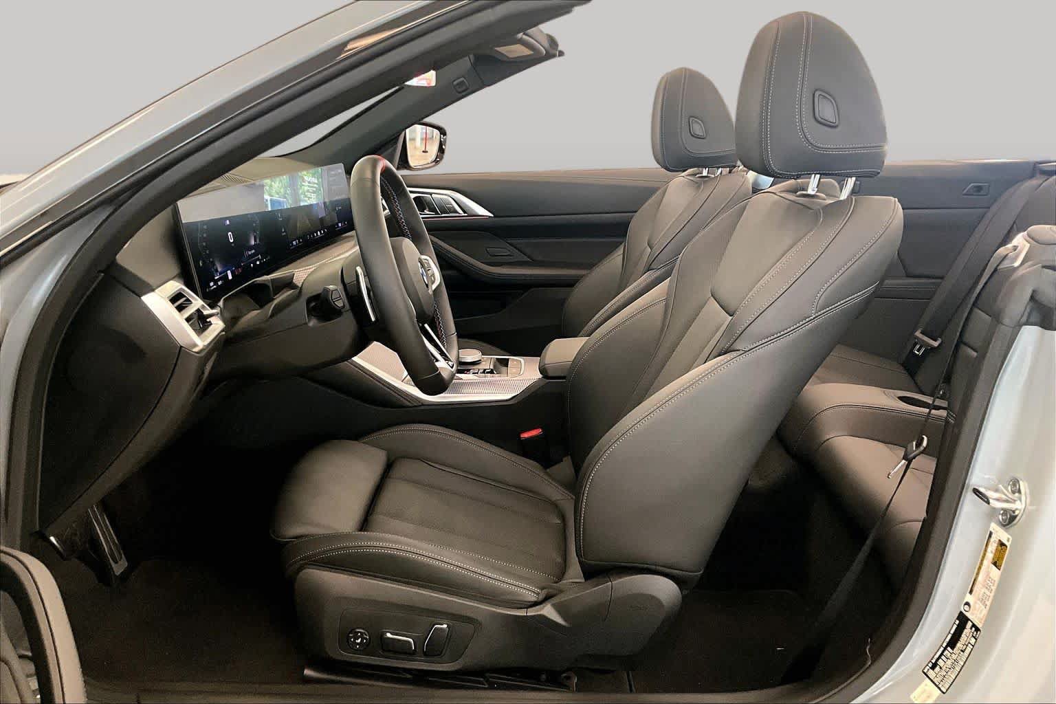 Used 2026 BMW M440i Convertible w/ Premium Package RWD image 7