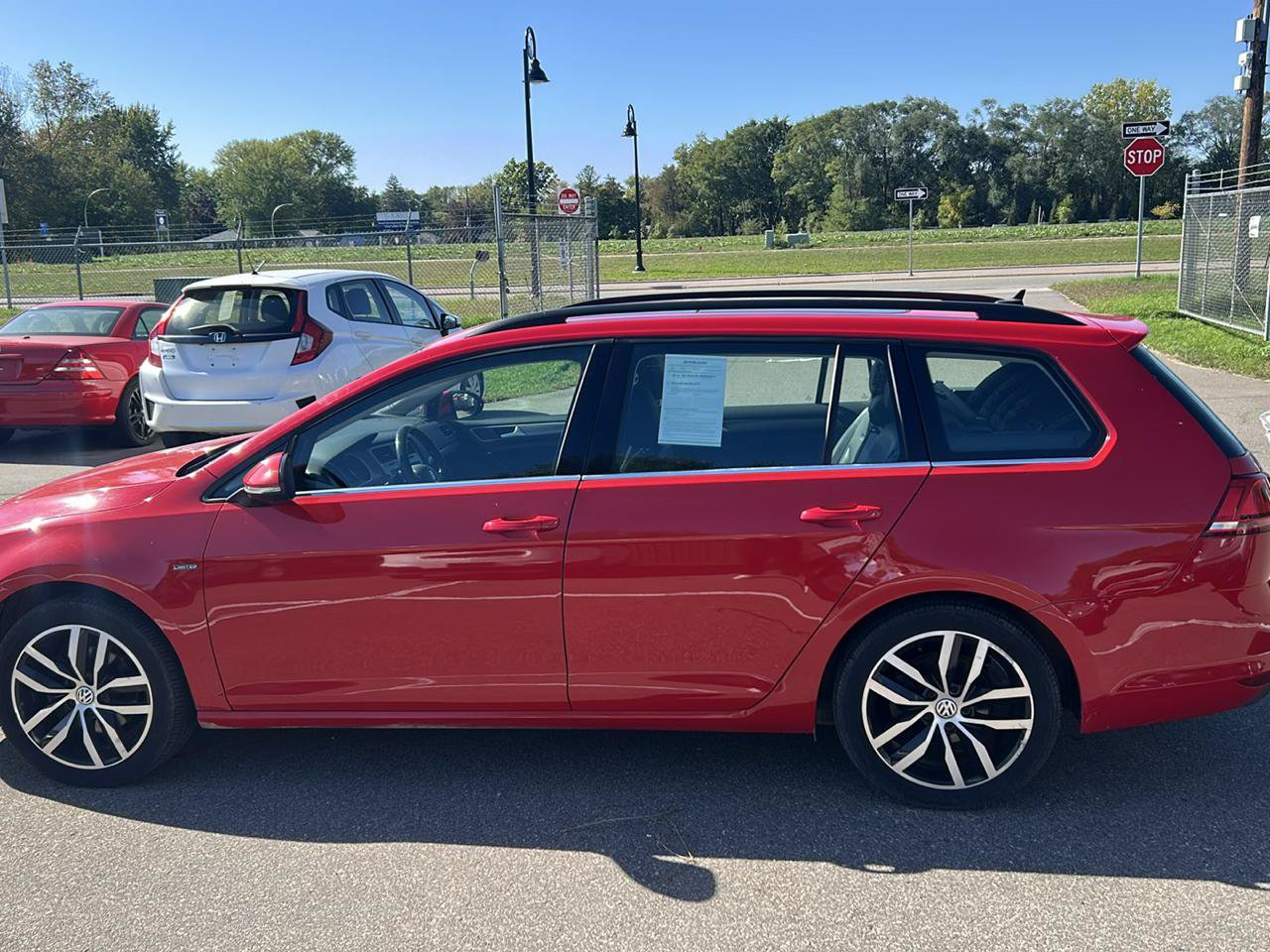 Used 2016 Volkswagen Golf Limited Edition FWD image 8