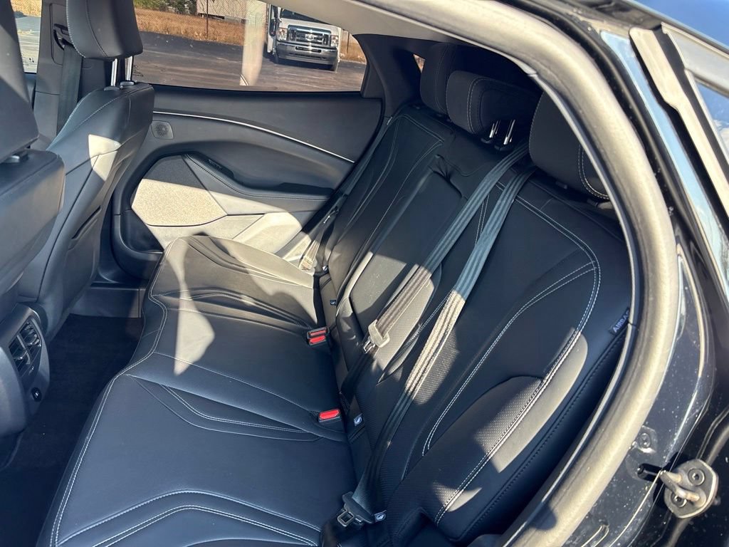 Used 2024 Ford Mustang Mach-E Premium AWD/4WD image 27