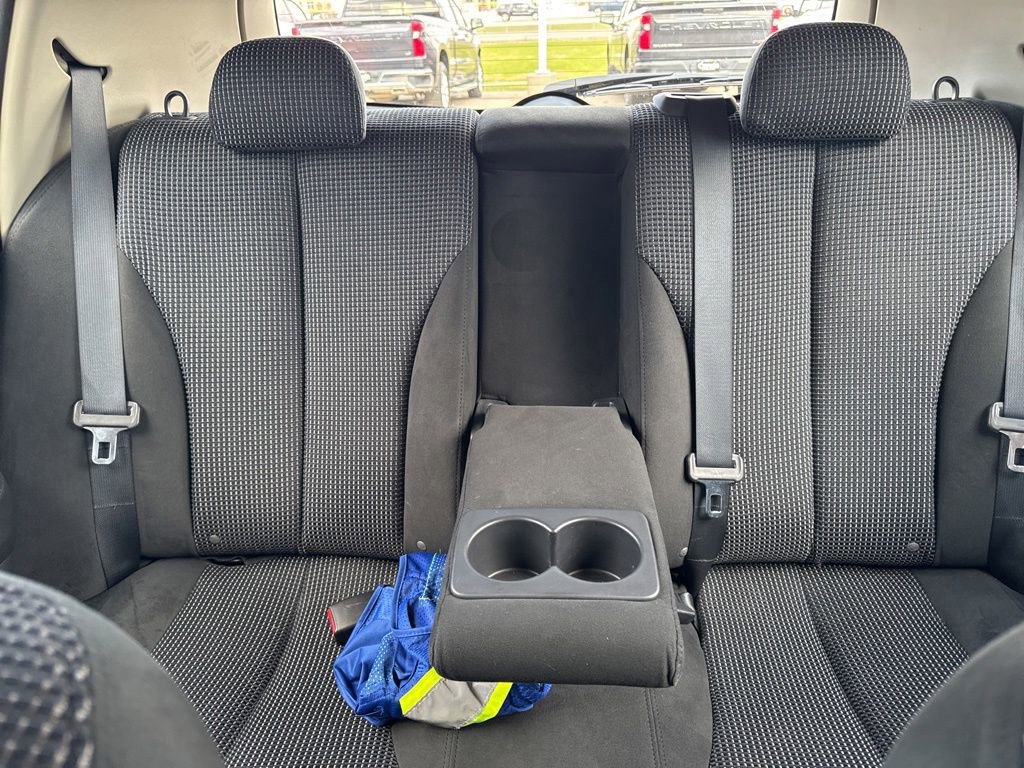 Used 2010 Nissan Versa Hatchback w/ Premium Pkg FWD image 17
