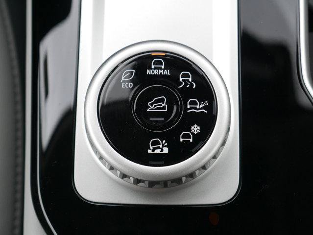 Used 2025 Mitsubishi Outlander AWD image 23