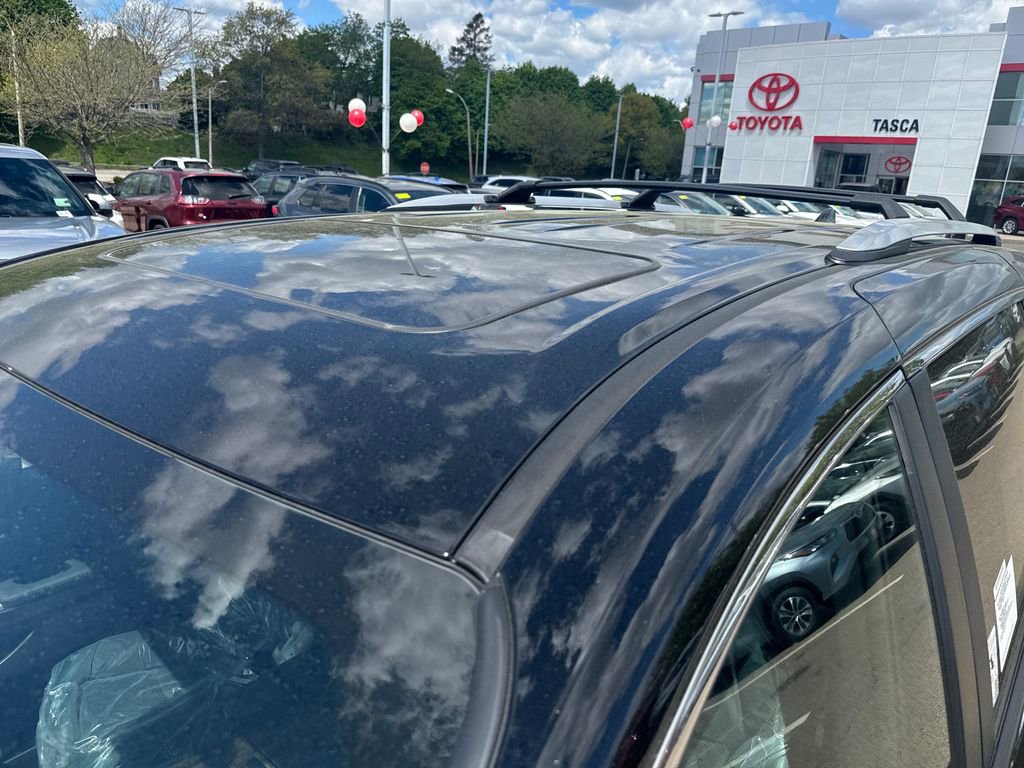 New 2026 Toyota Sienna Platinum AWD/4WD image 20