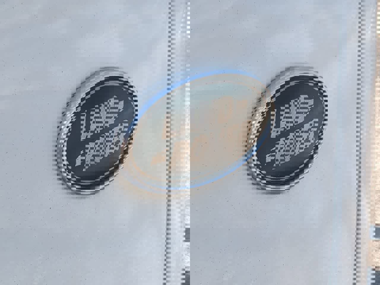 Used 2019 Land Rover Range Rover Velar S image 11