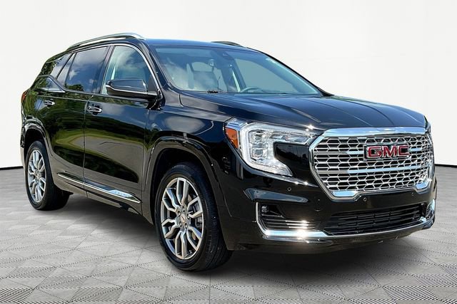 Used 2023 GMC Terrain Denali