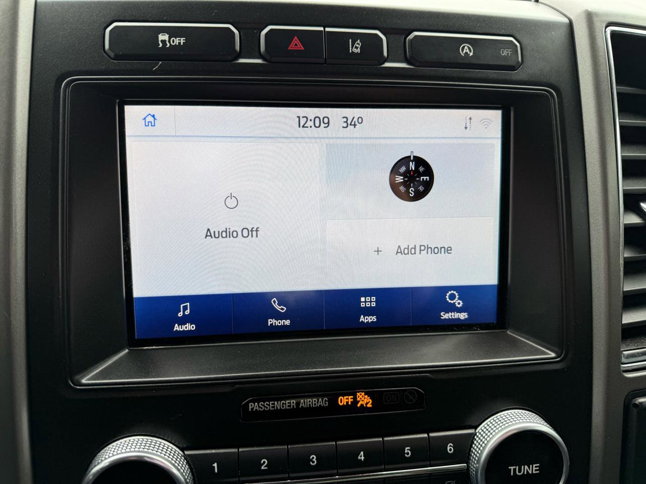 Used 2020 Ford Expedition Max XLT w/ Equipment Group 201A image 29