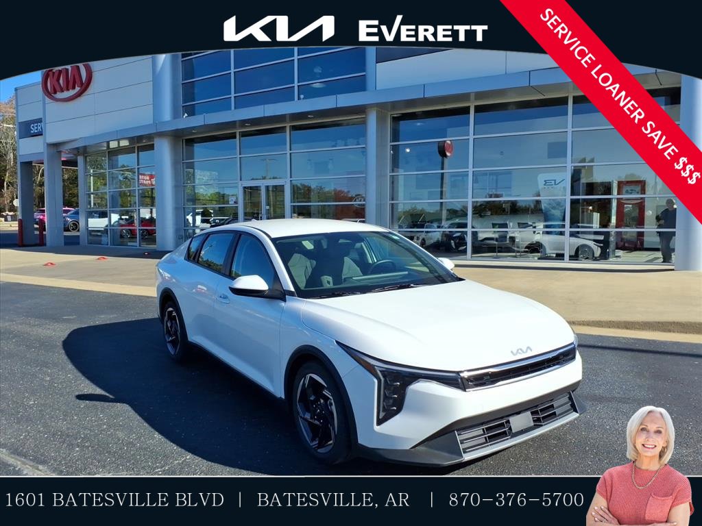 Used 2025 Kia K4 EX image 1
