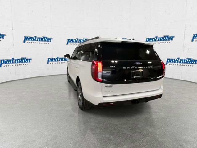 New 2025 Ford Expedition Active image 9