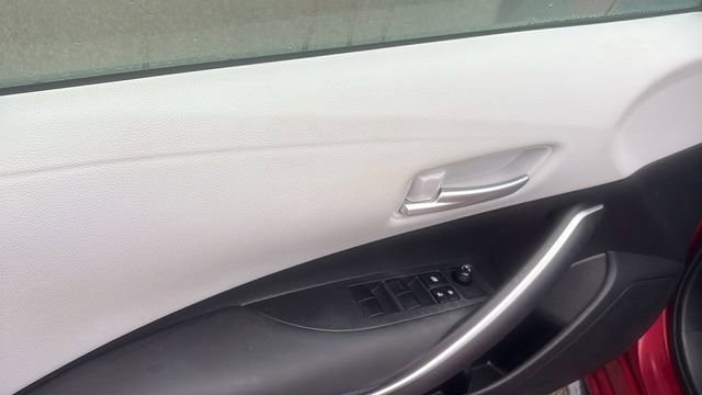 Certified 2022 Toyota Corolla SE w/ Carpet Mat Package (TMS) image 19