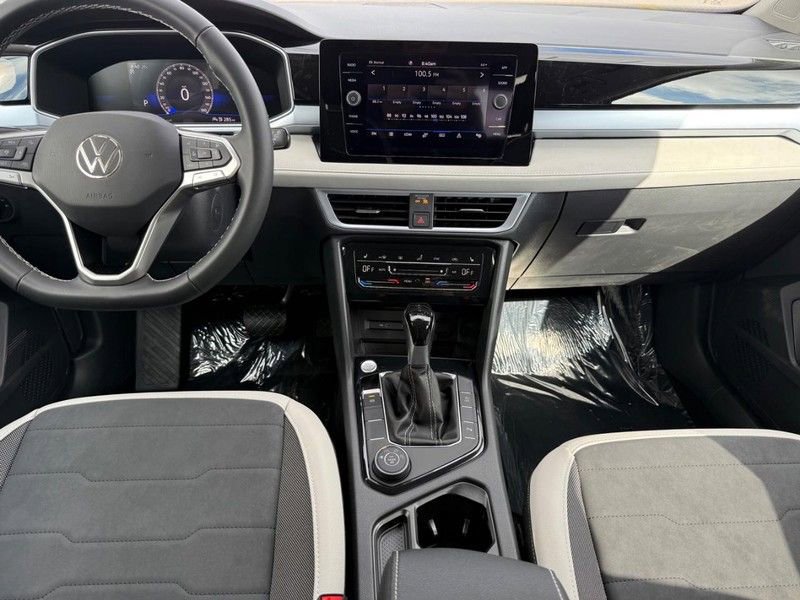 New 2026 Volkswagen Taos SE AWD/4WD image 6