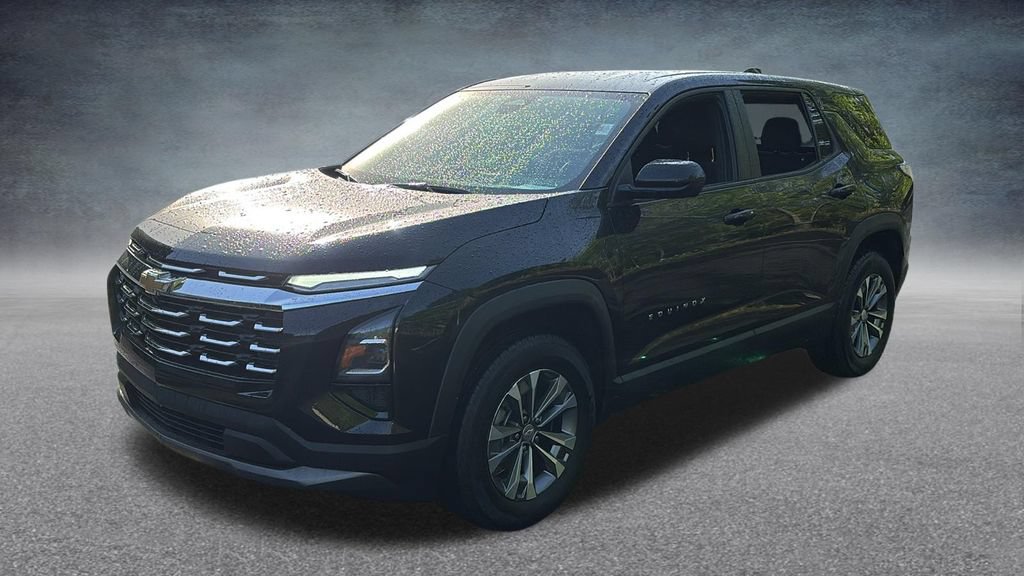 Used 2025 Chevrolet Equinox LT AWD/4WD image 3