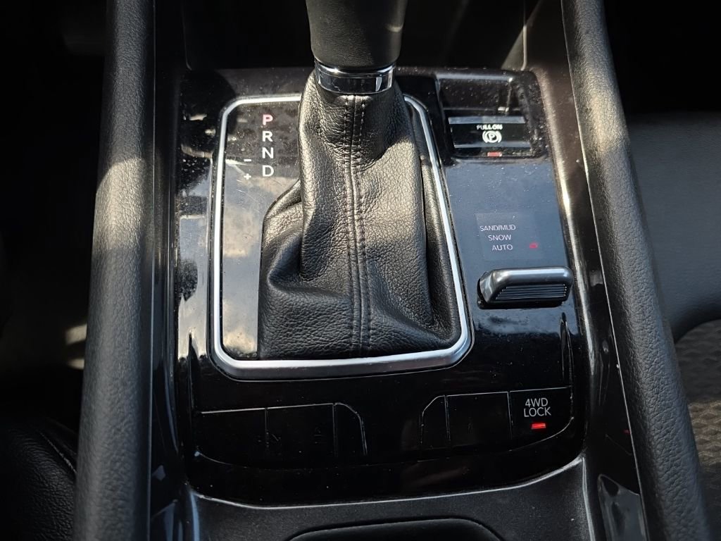 Used 2024 Jeep Compass Latitude image 14