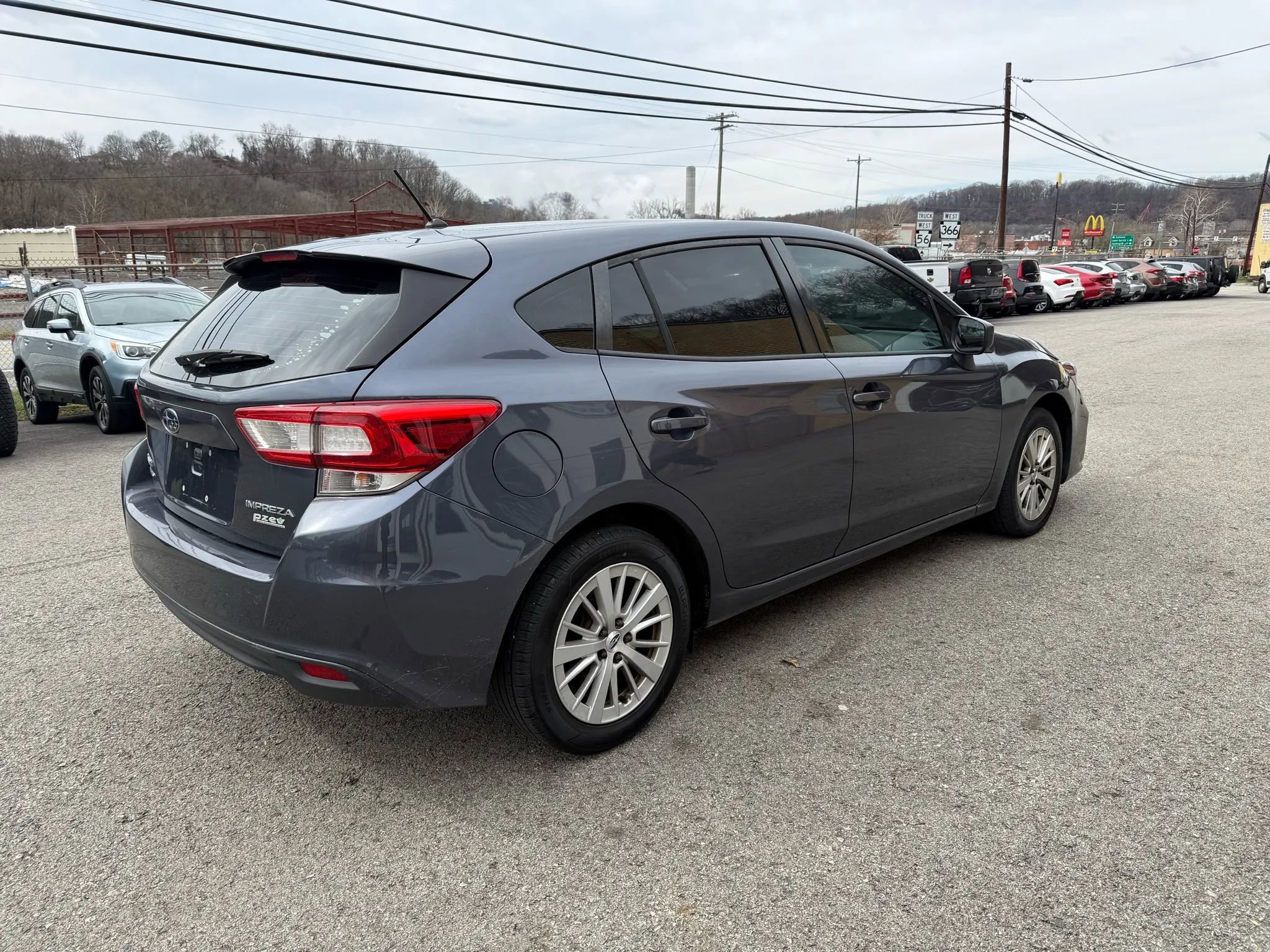 Used 2017 Subaru Impreza 2.0i AWD/4WD image 7