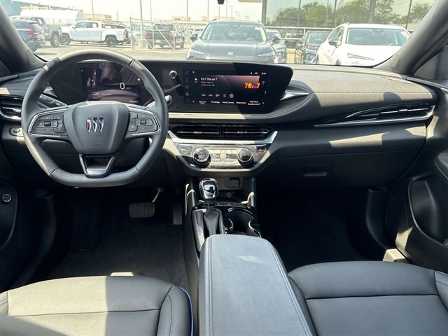 Used 2024 Buick Envista Sport Touring w/ Convenience I Package FWD image 19