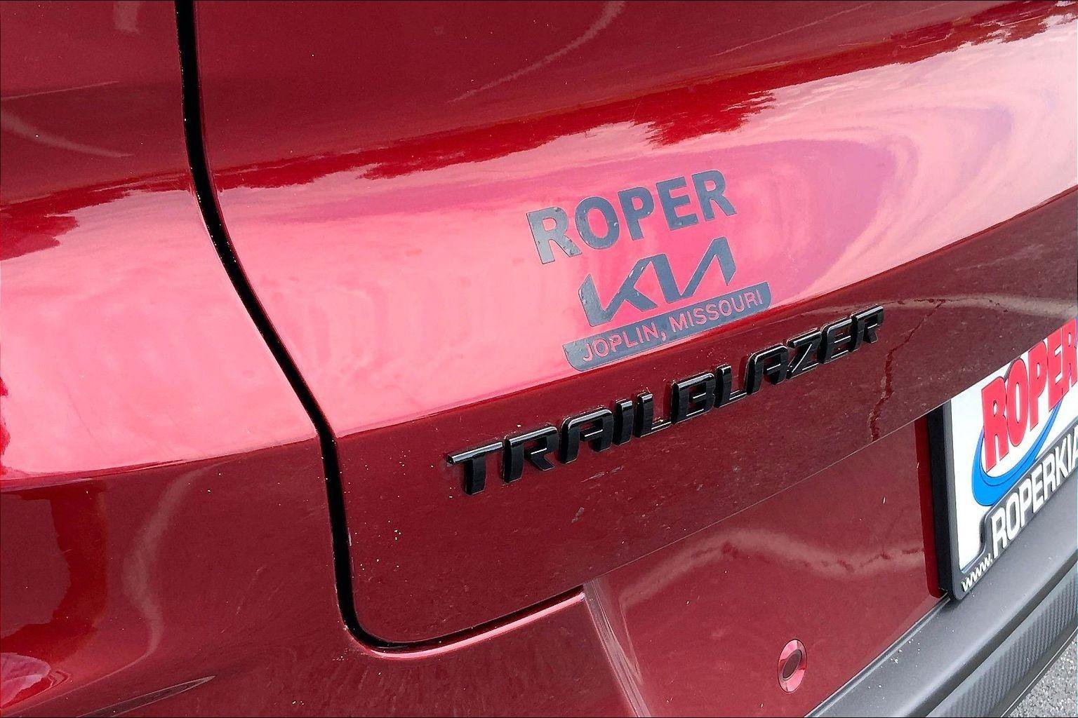 Used 2022 Chevrolet TrailBlazer RS w/ Technology Package FWD image 30