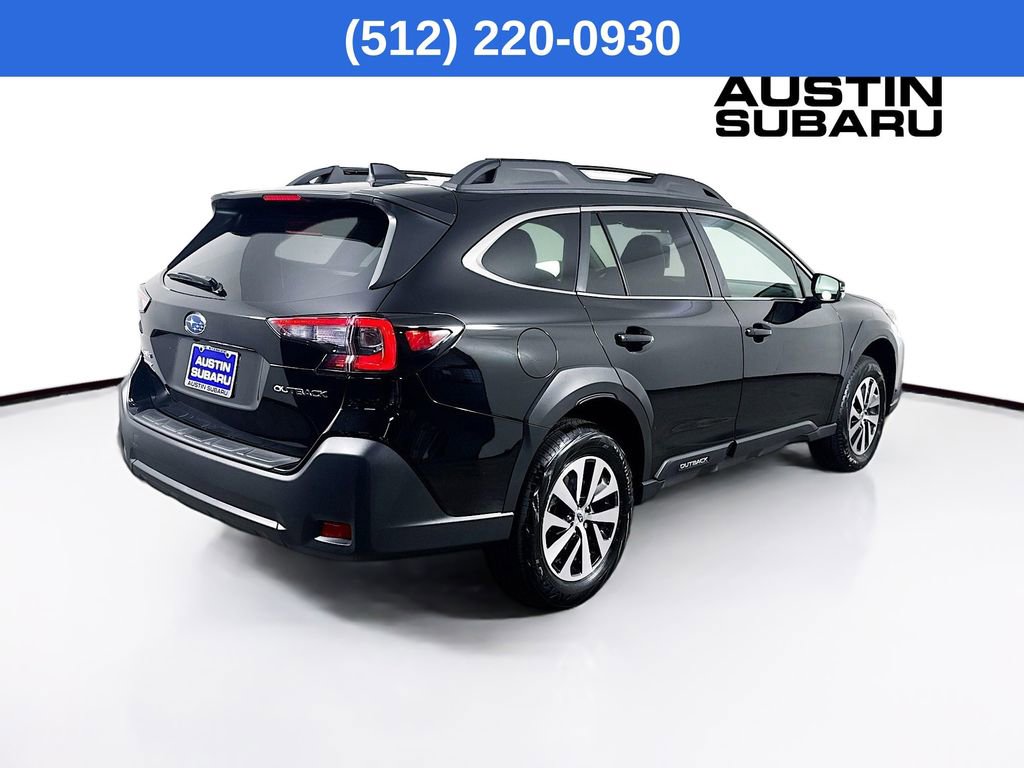 Used 2025 Subaru Outback Premium image 8
