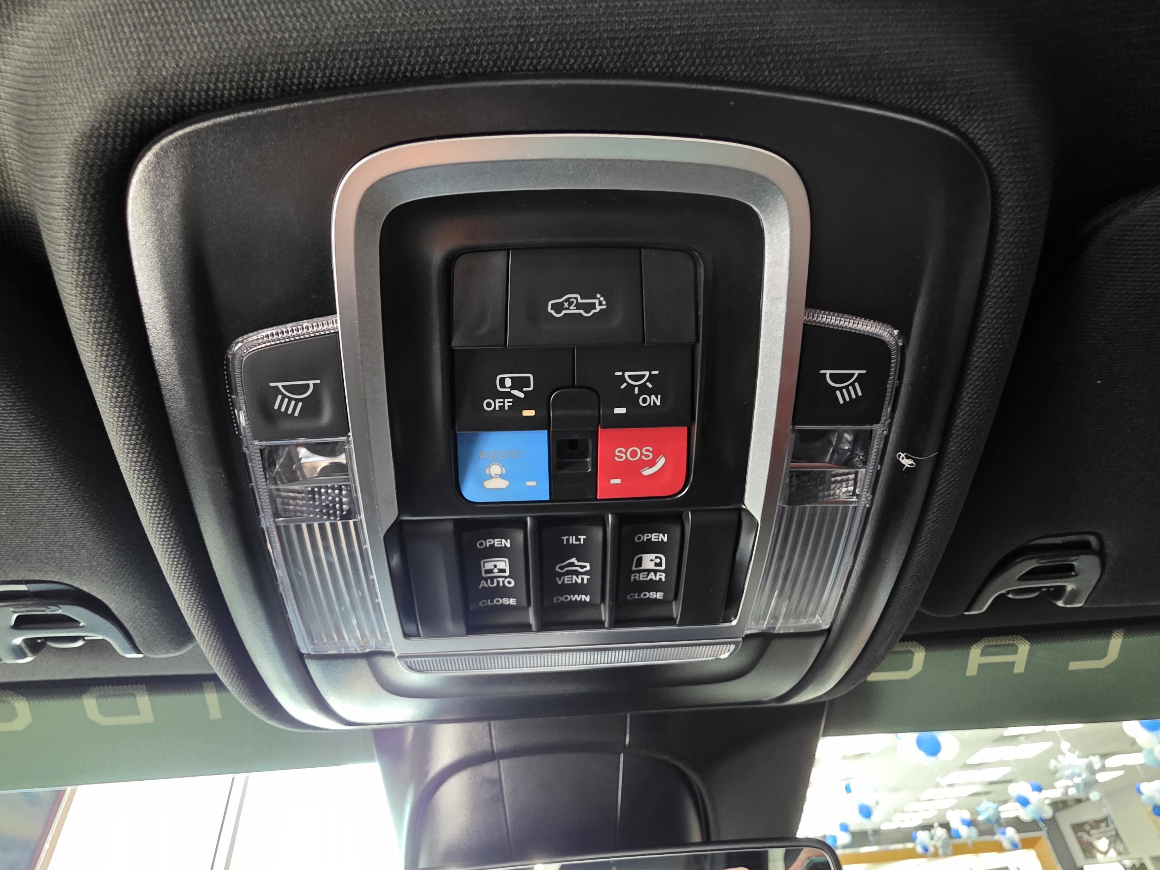 New 2026 RAM 2500 Laramie w/ Night Edition AWD/4WD image 16