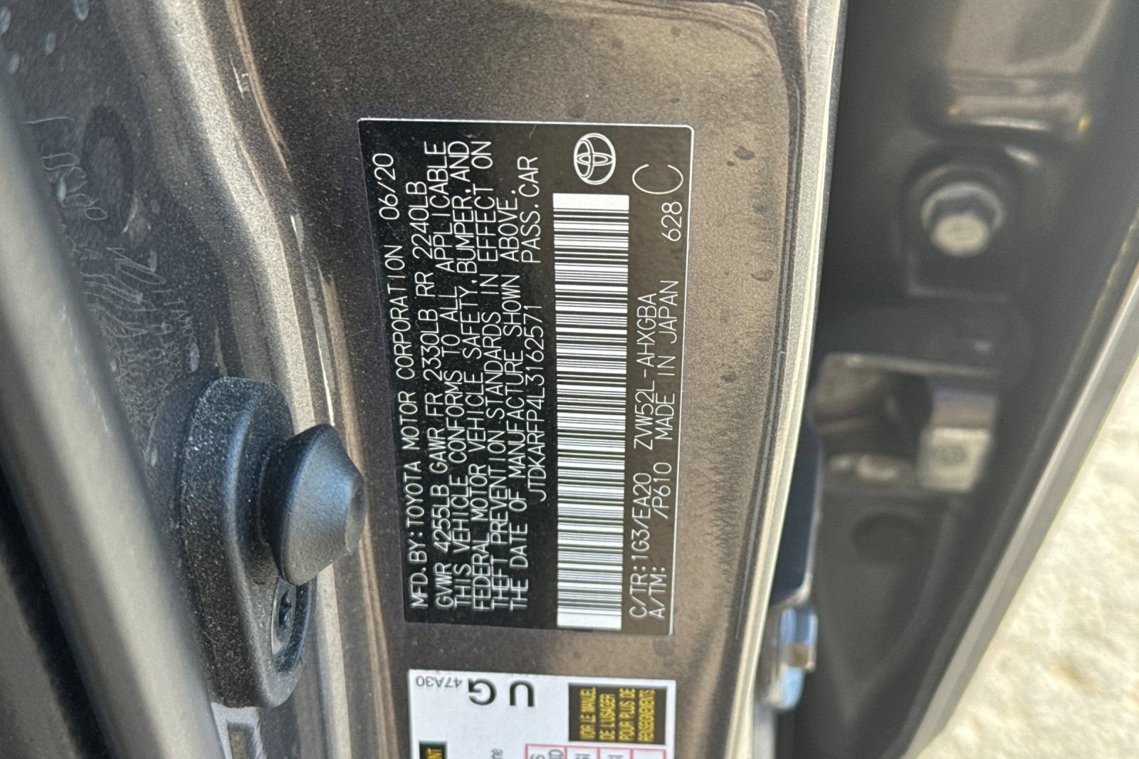 Used 2020 Toyota Prius Prime Limited FWD image 30