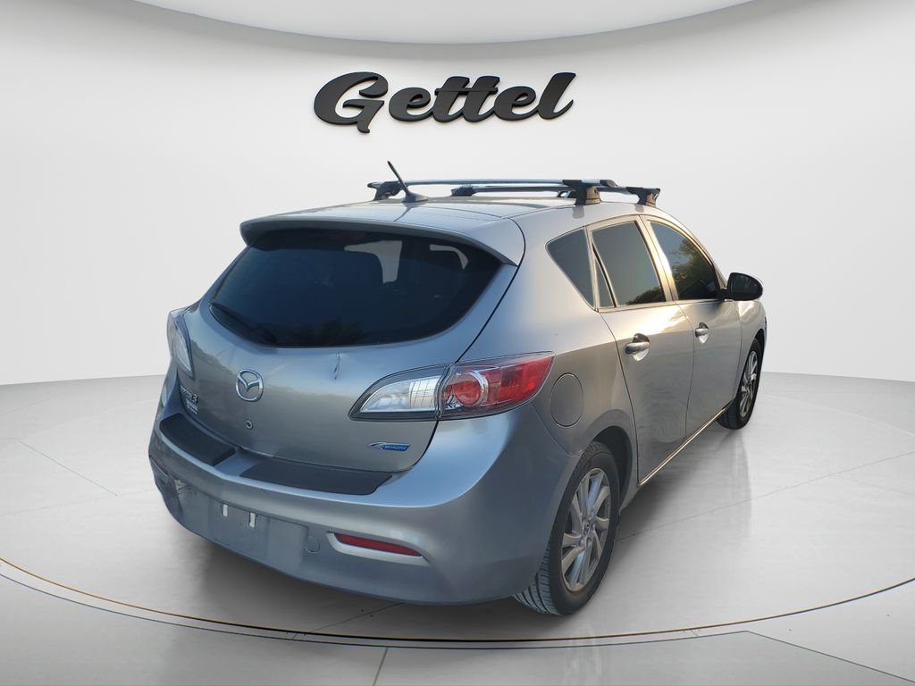 Used 2012 MAZDA MAZDA3 i Grand Touring w/ Tech Pkg FWD image 4