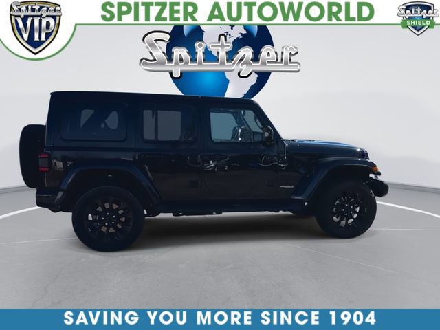 Used 2022 Jeep Wrangler Unlimited Sahara AWD/4WD image 10