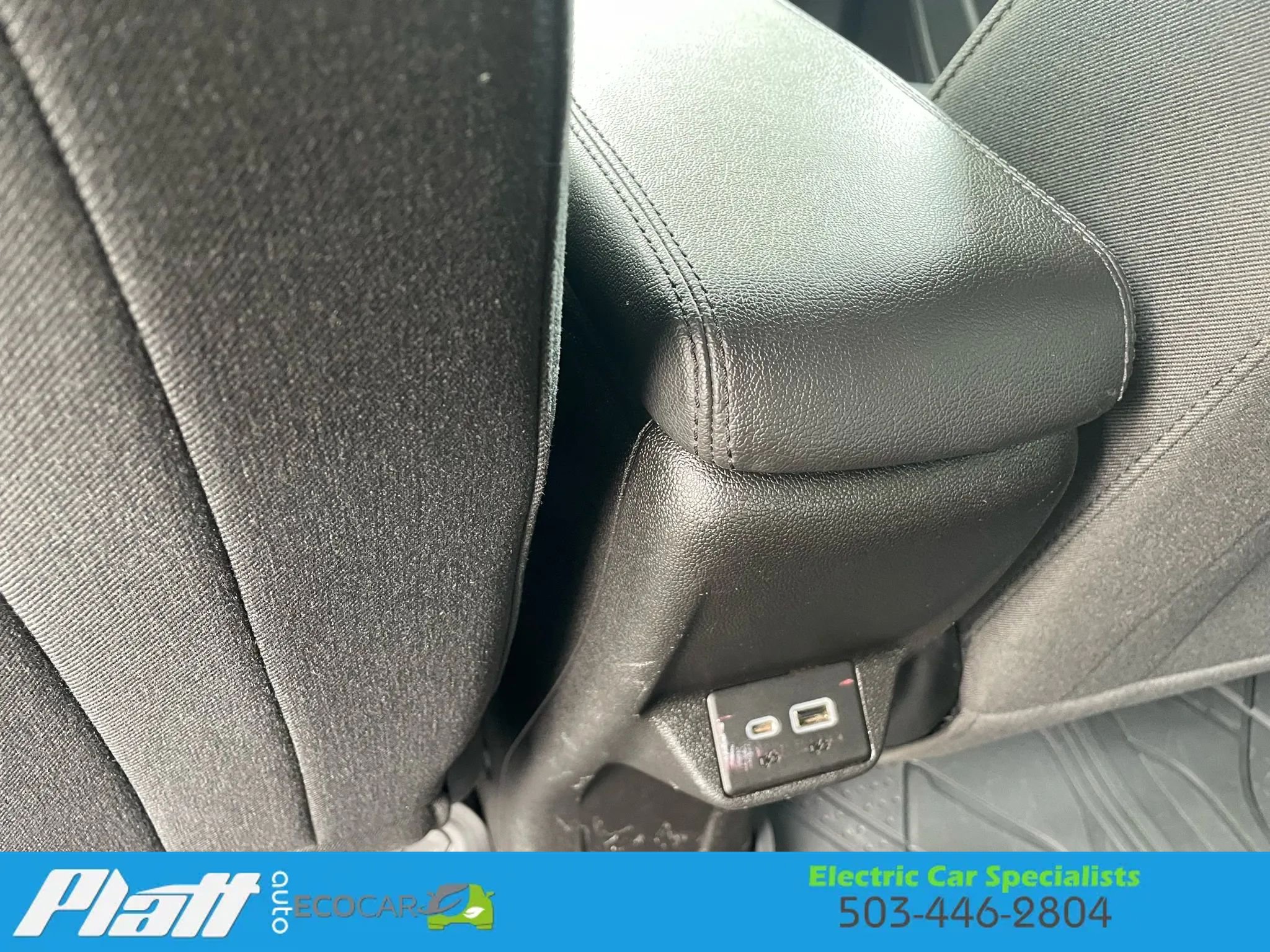 Used 2022 Chevrolet Bolt EUV LT w/ Comfort Package image 41