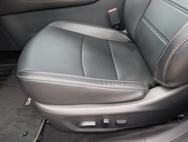 Used 2023 Nissan Sentra SR w/ SR Premium Package FWD image 16