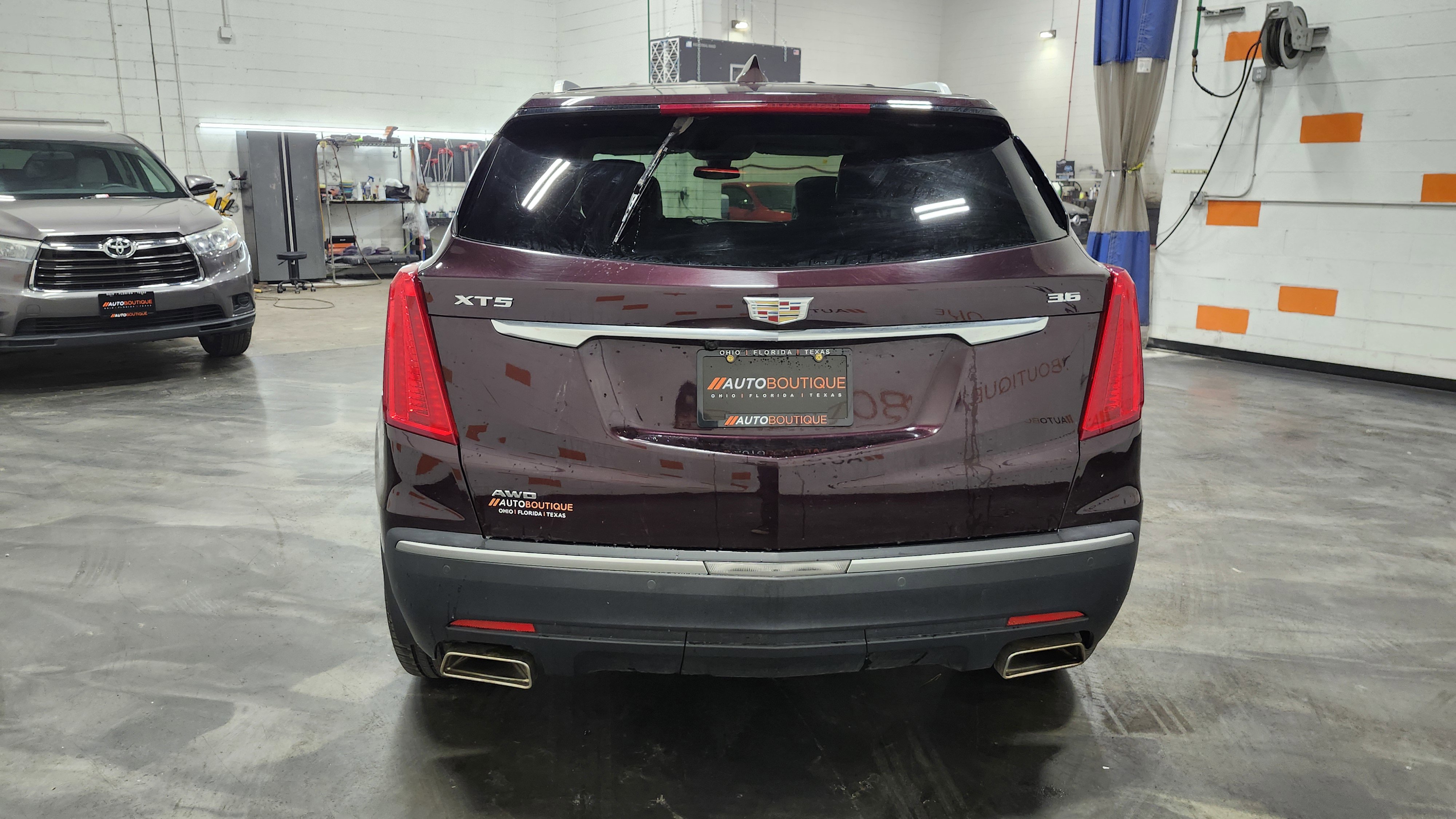 Used 2017 Cadillac XT5 Luxury image 17