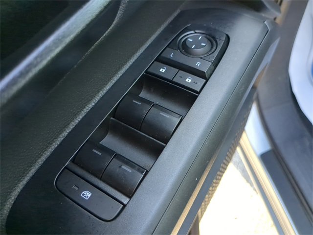 Used 2024 Toyota Tacoma SR5 image 21