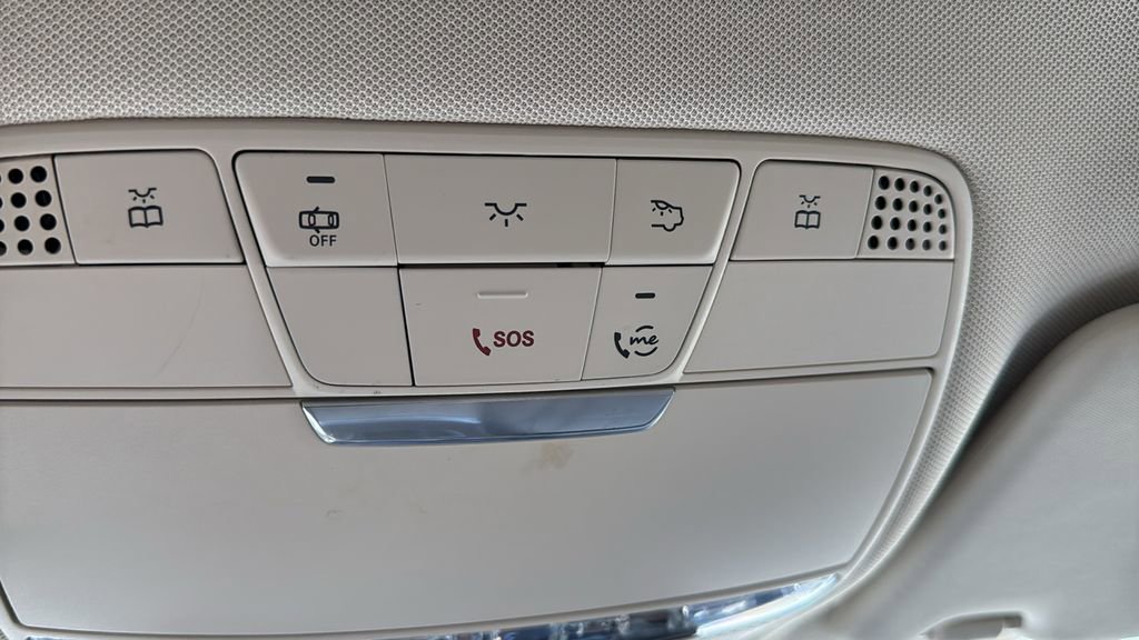 Certified 2022 Mercedes-Benz GLC 300 4MATIC image 36