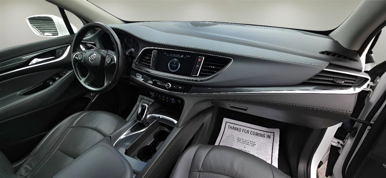Used 2018 Buick Enclave Essence AWD/4WD image 37