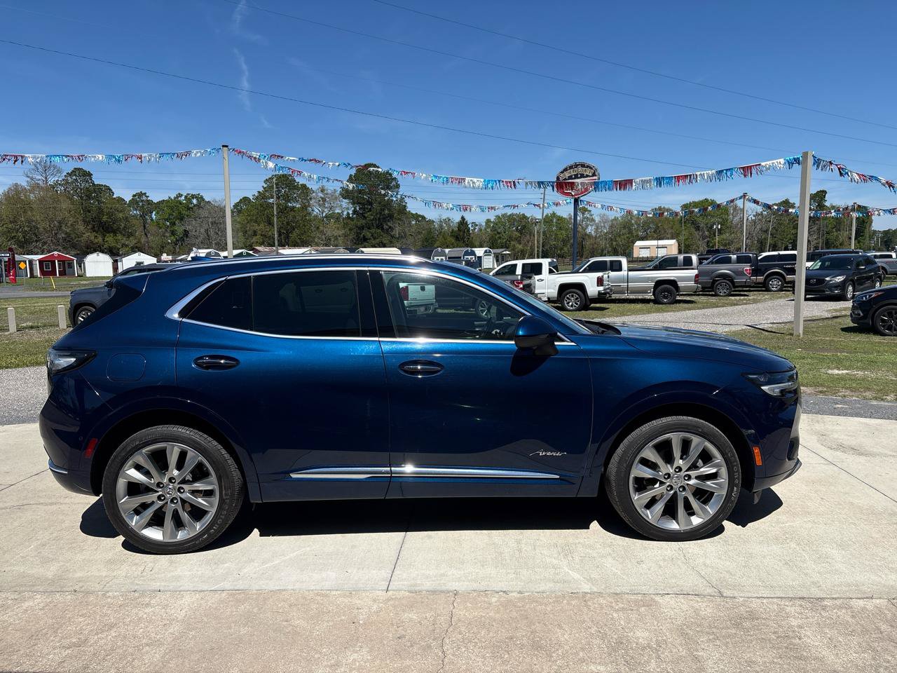 Used 2023 Buick Envision Avenir FWD image 4