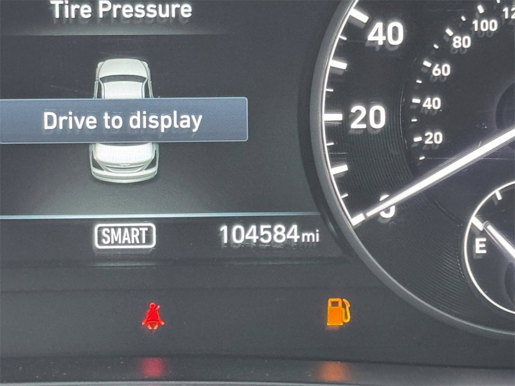 Used 2018 Genesis G90 3.3T Premium image 20