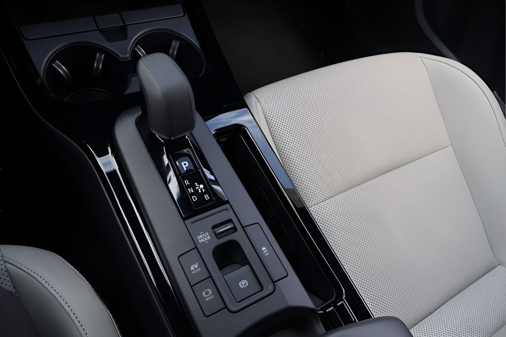 Certified 2026 Toyota Prius XLE FWD image 23