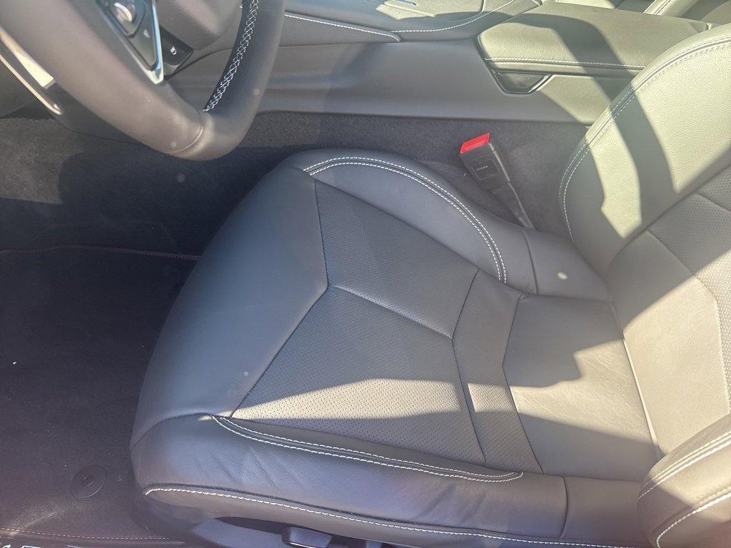 Used 2024 Chevrolet Corvette Stingray Convertible w/ Z51 Performance Package image 8