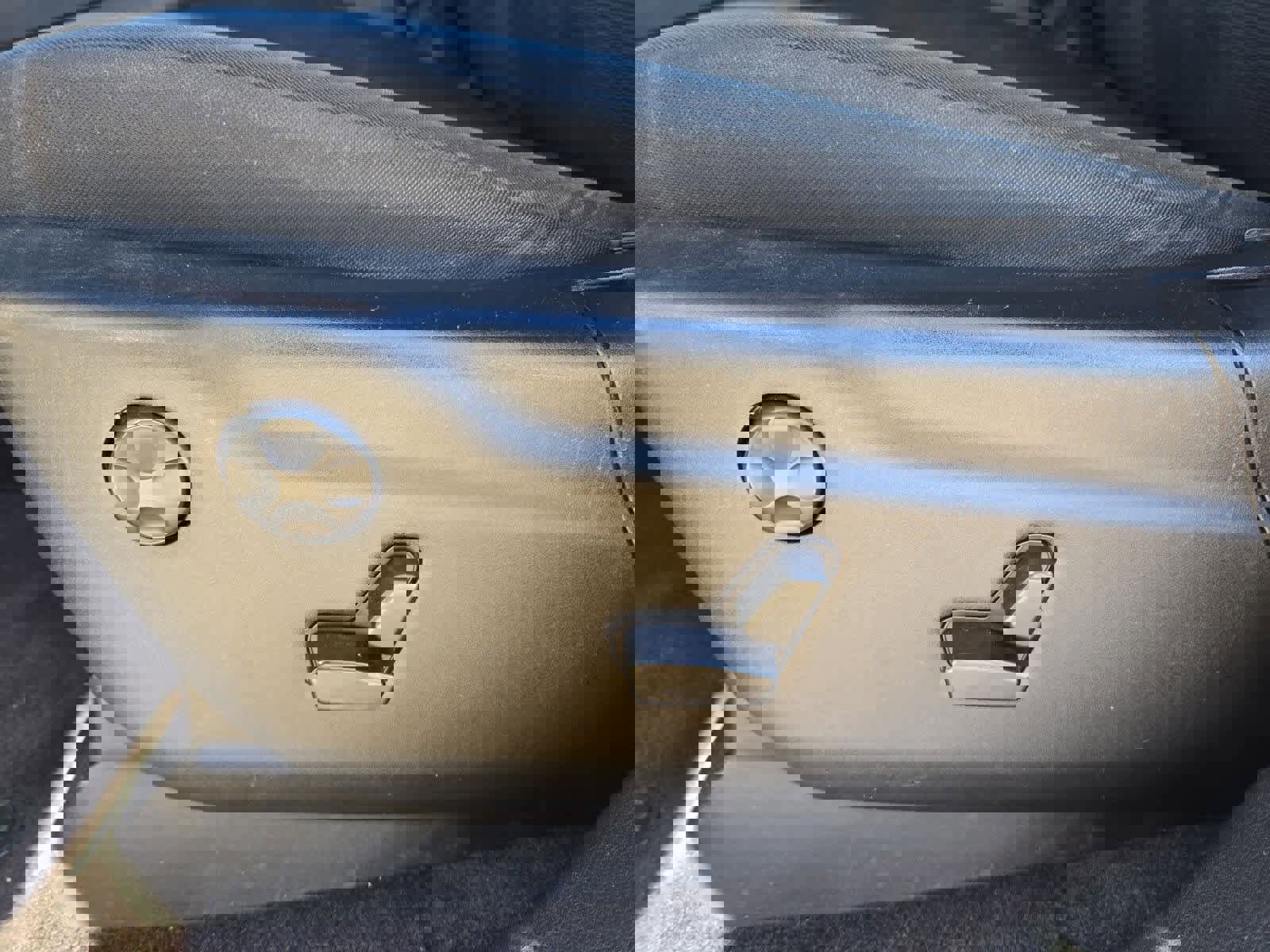 Used 2016 Jeep Grand Cherokee Laredo w/ Quick Order Package 23E image 17