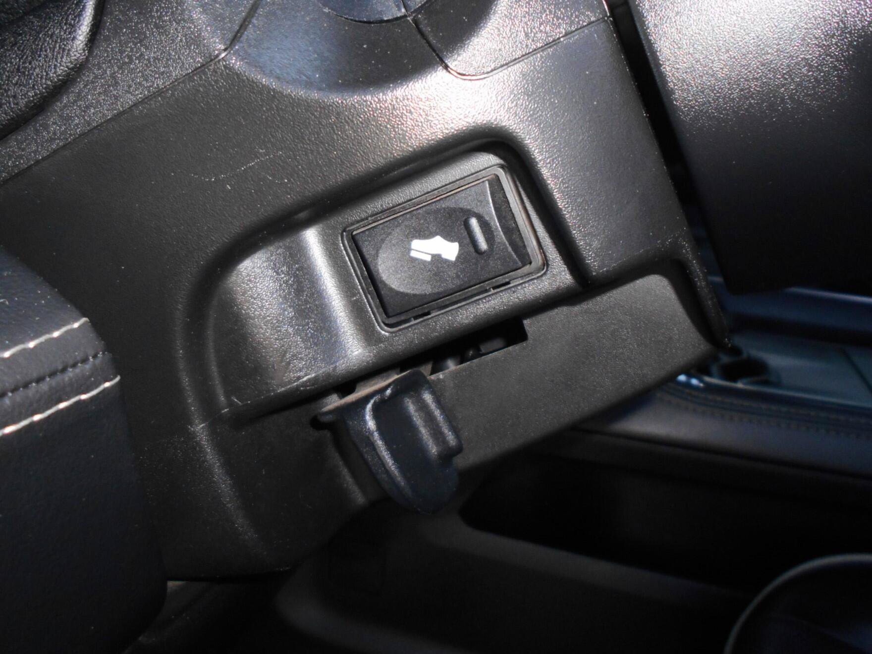 Used 2022 RAM 3500 Limited AWD/4WD image 21