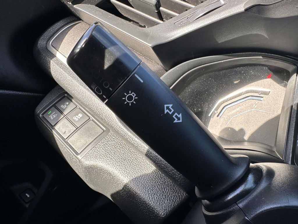 Used 2019 Honda Civic LX image 18