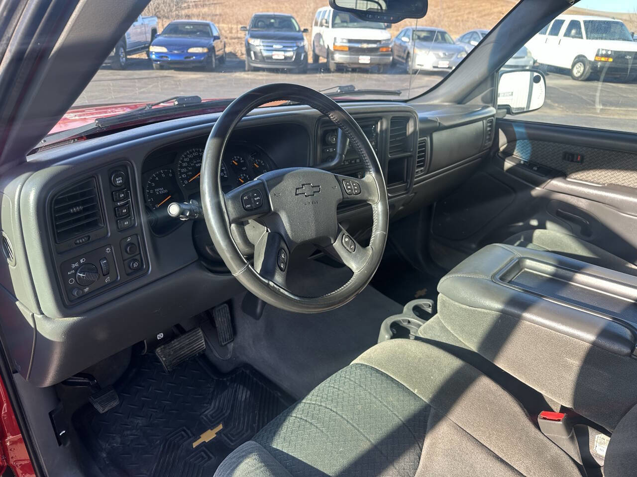 Used 2004 Chevrolet Avalanche Z71 w/ Preferred Equipment Group image 13