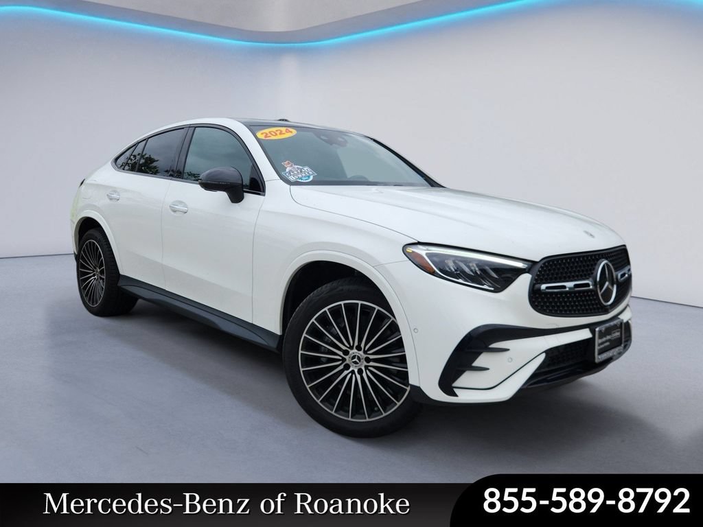 Used 2024 Mercedes-Benz GLC 300 4MATIC image 1