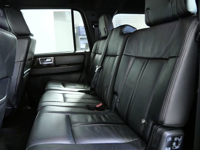 Used 2016 Lincoln Navigator L Reserve AWD/4WD image 16