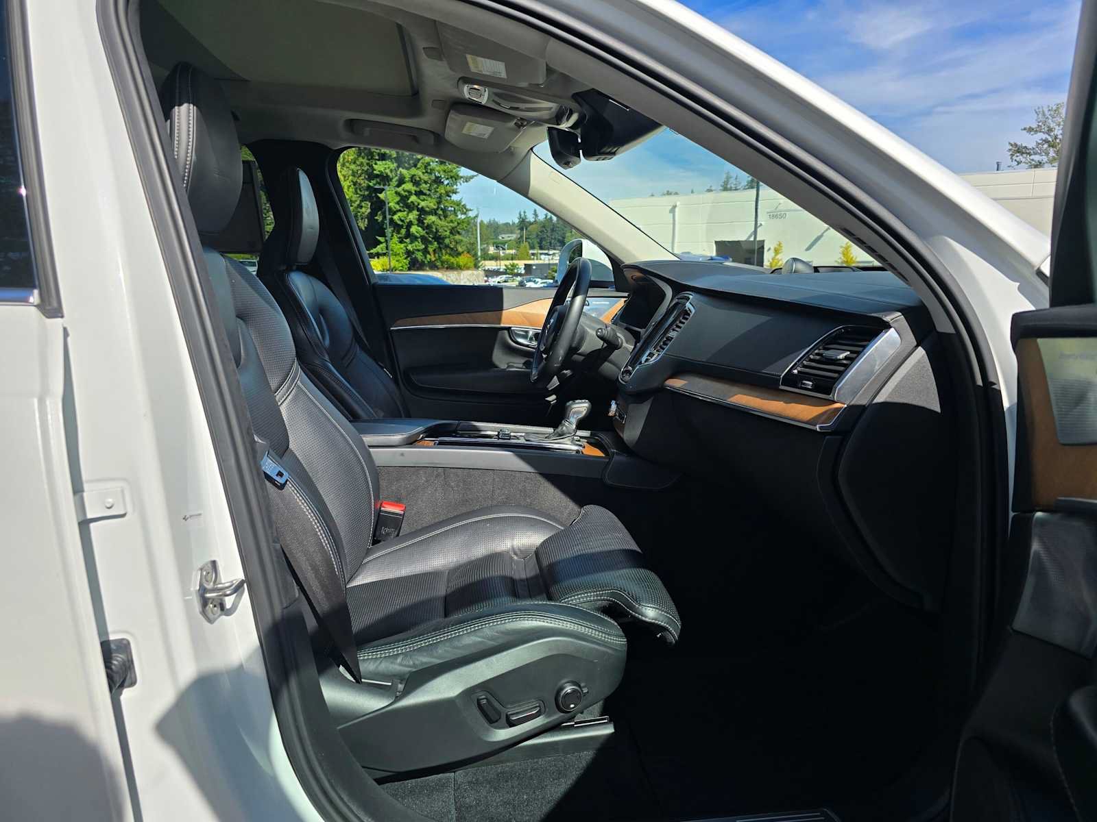 Used 2019 Volvo XC90 T6 Inscription w/ Luxury Package AWD/4WD image 9
