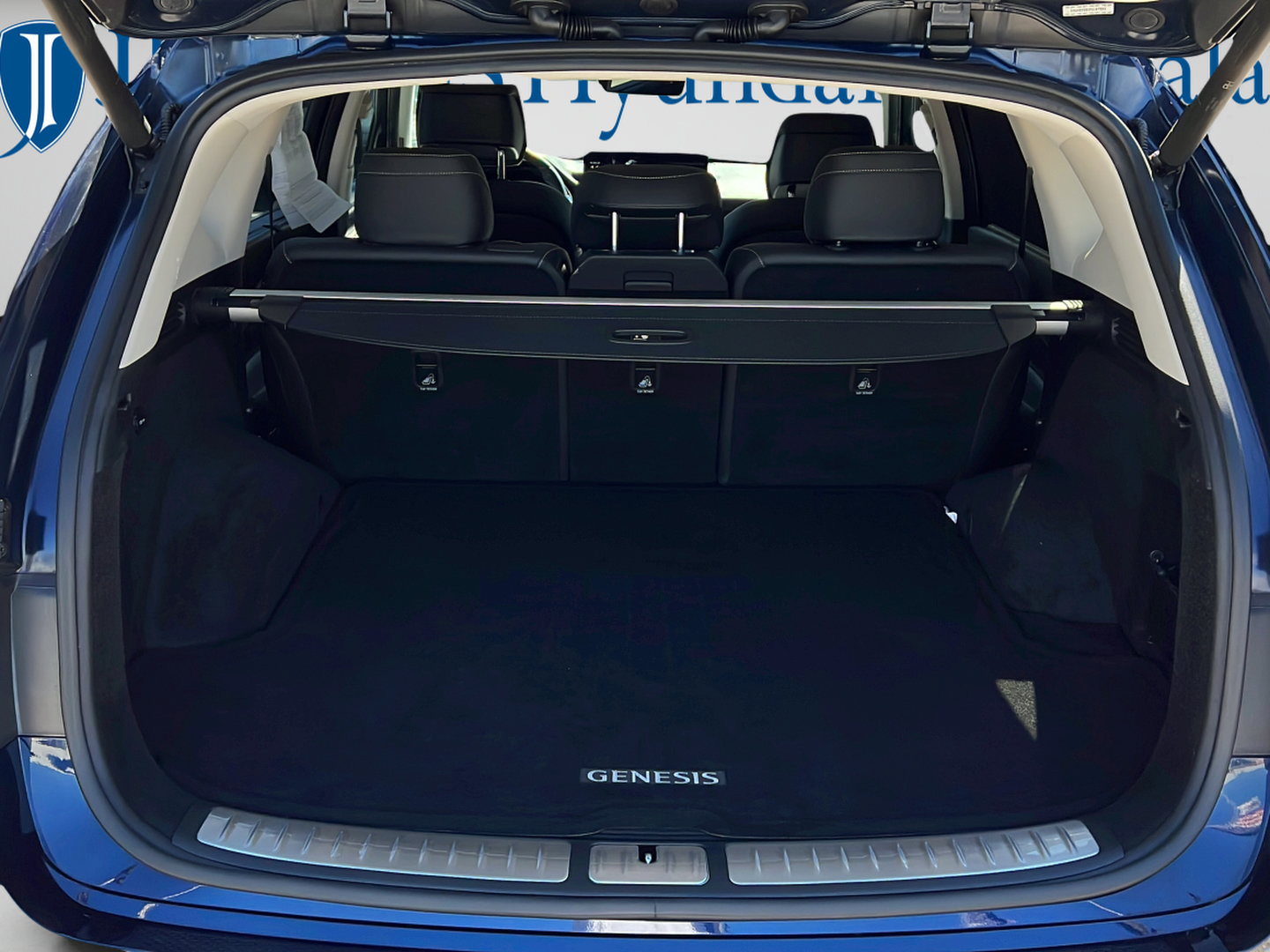 Used 2023 Genesis GV80 2.5T AWD/4WD image 9