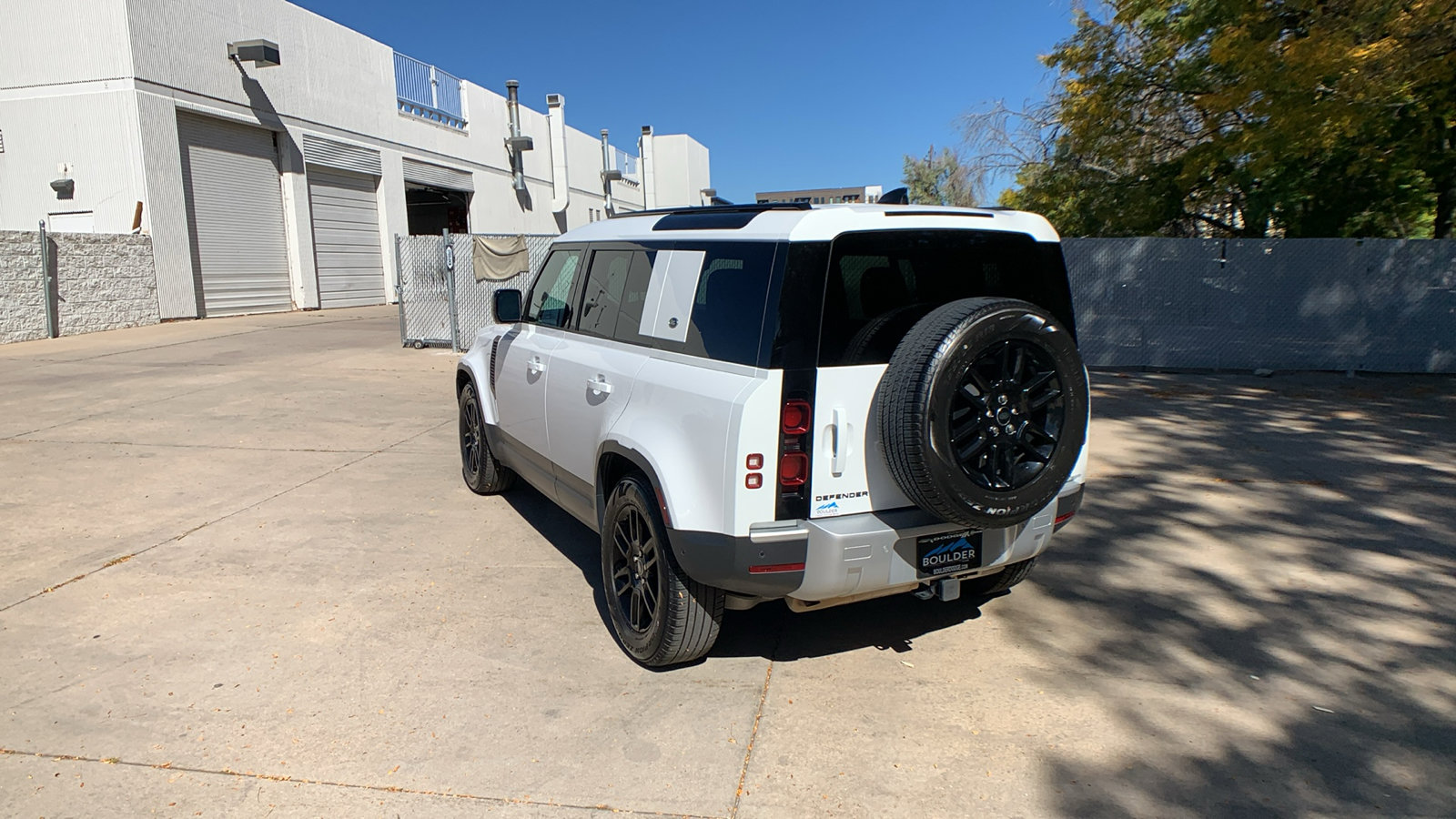 Used 2024 Land Rover Defender 110 S image 3
