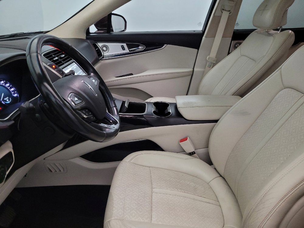 Used 2018 Lincoln MKX Black Label w/ Enhanced Security Package image 17