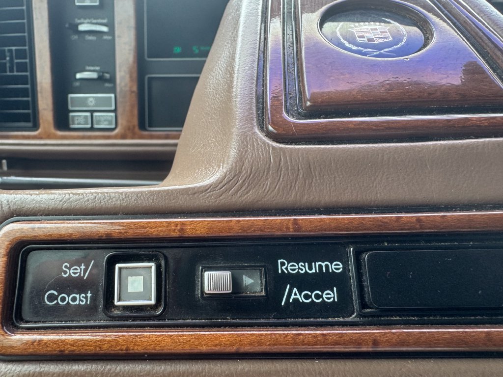 Used 1989 Cadillac Eldorado Coupe FWD image 25
