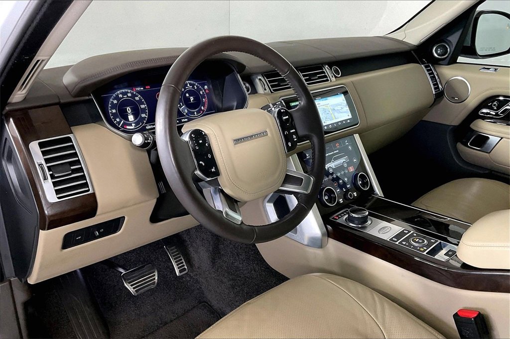Used 2022 Land Rover Range Rover Westminster Edition image 14