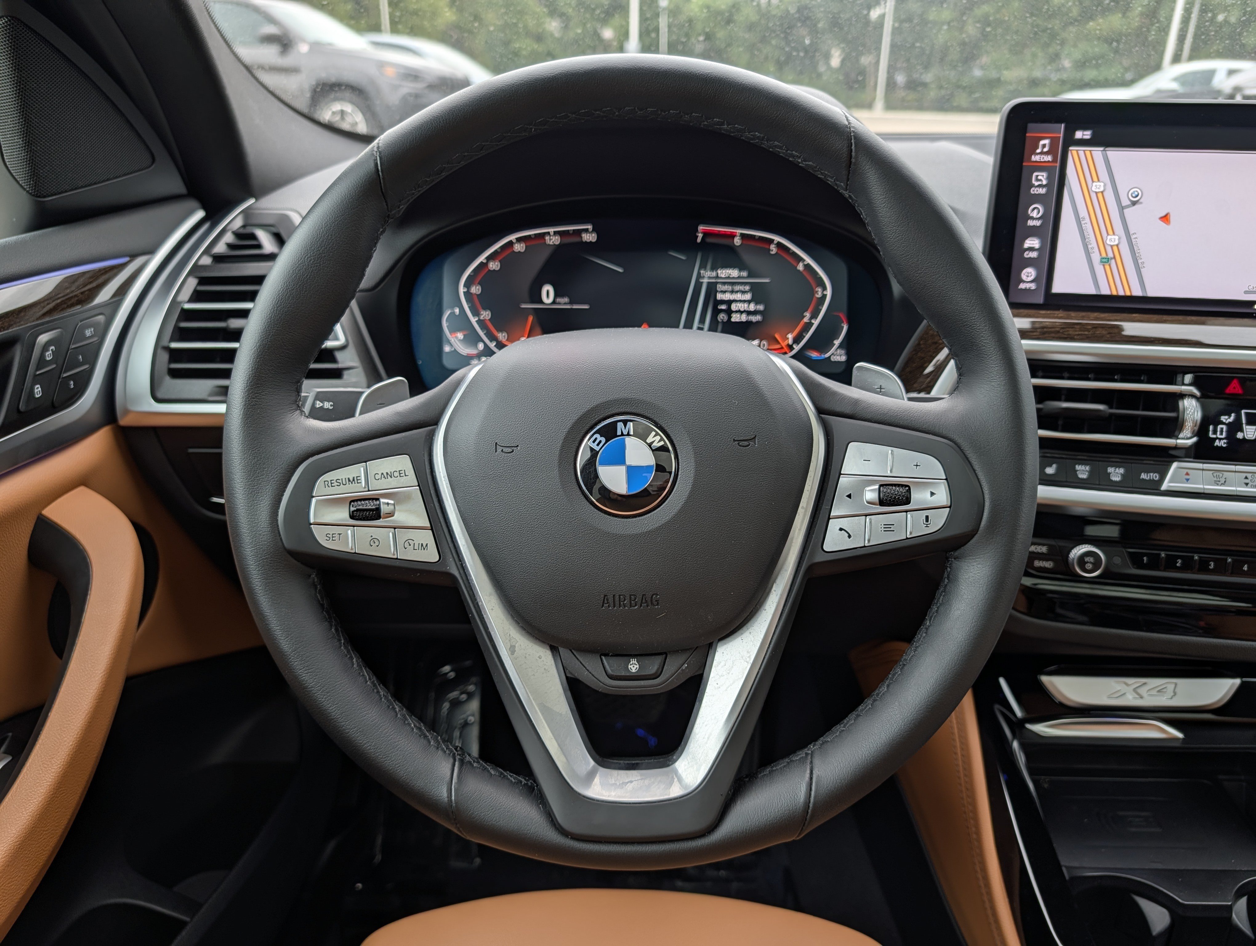 Used 2024 BMW X4 xDrive30i w/ Premium Package AWD/4WD image 25