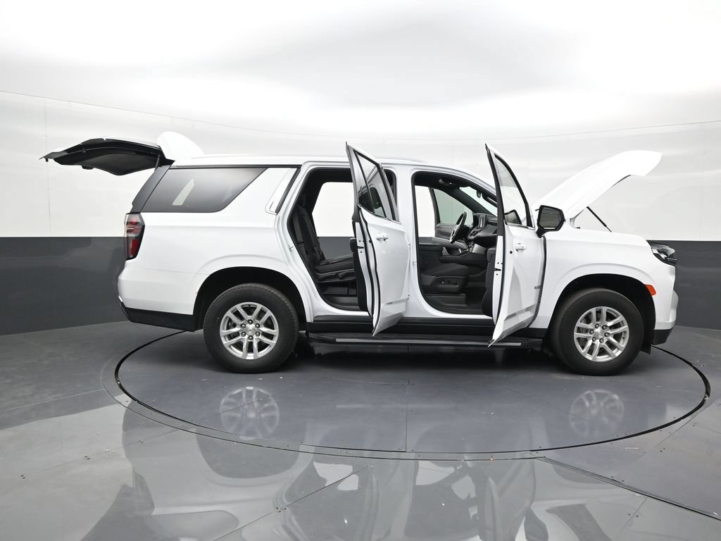 Used 2024 Chevrolet Tahoe LS RWD image 29