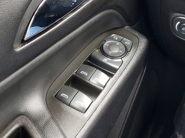 Certified 2024 Chevrolet Equinox LT w/ LPO, Floor Liner Package FWD image 17