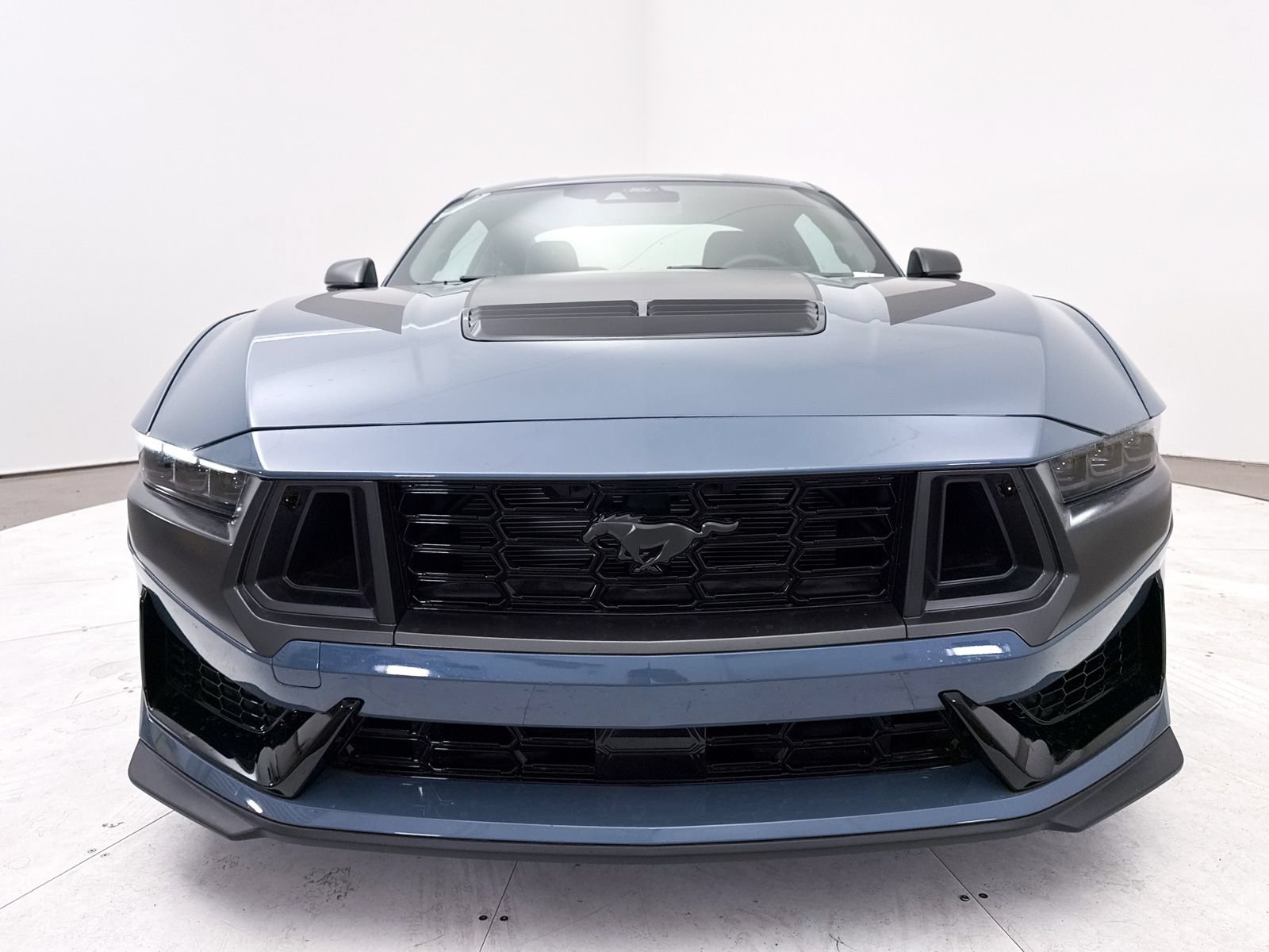 Used 2025 Ford Mustang Dark Horse RWD image 13